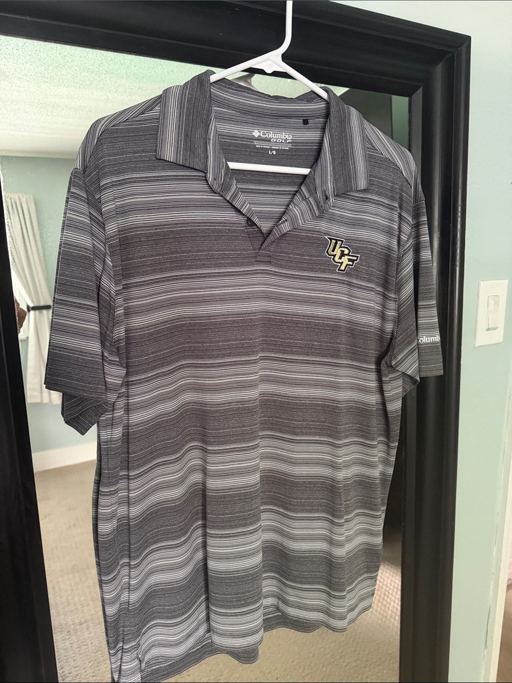 Columbia Men’s Gray Striped UCF Polo